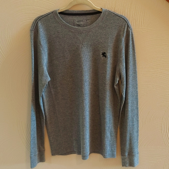 NWOT Express Men's Large Gray Waffle Long Sleeve Shirt - Picture 2 of 5